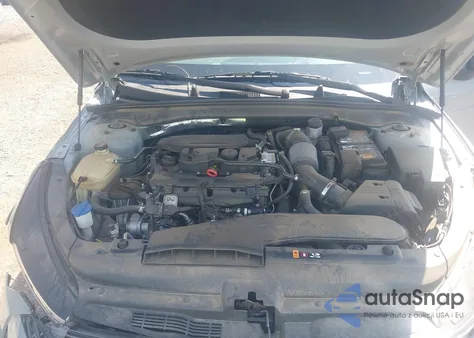 2023 Kia K5 Gt-Line z USA, uszkodzony, nr VIN 5XXG64J23PG170916